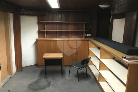 Casa à venda com 4 quartos em Vila Lageado, São Paulo, SP