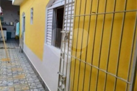 Sobrado à venda com 4 quartos em Cidade Kemel, Poá, SP