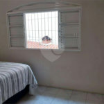Casa à venda com 3 quartos, sendo 1 suíte, em Jardim Pinheiros, São Paulo, SP