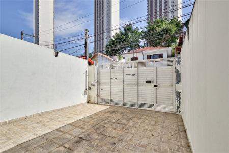 Casa à venda com 3 quartos, sendo 1 suíte, em Santo Amaro, São Paulo, SP