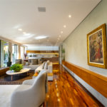 Casa à venda com 4 suítes no condomínio Vila Flora, São Paulo - SP