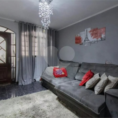 Casa à venda com 2 quartos, sendo 1 suíte, em Jardim Santa Clara, Guarulhos, SP