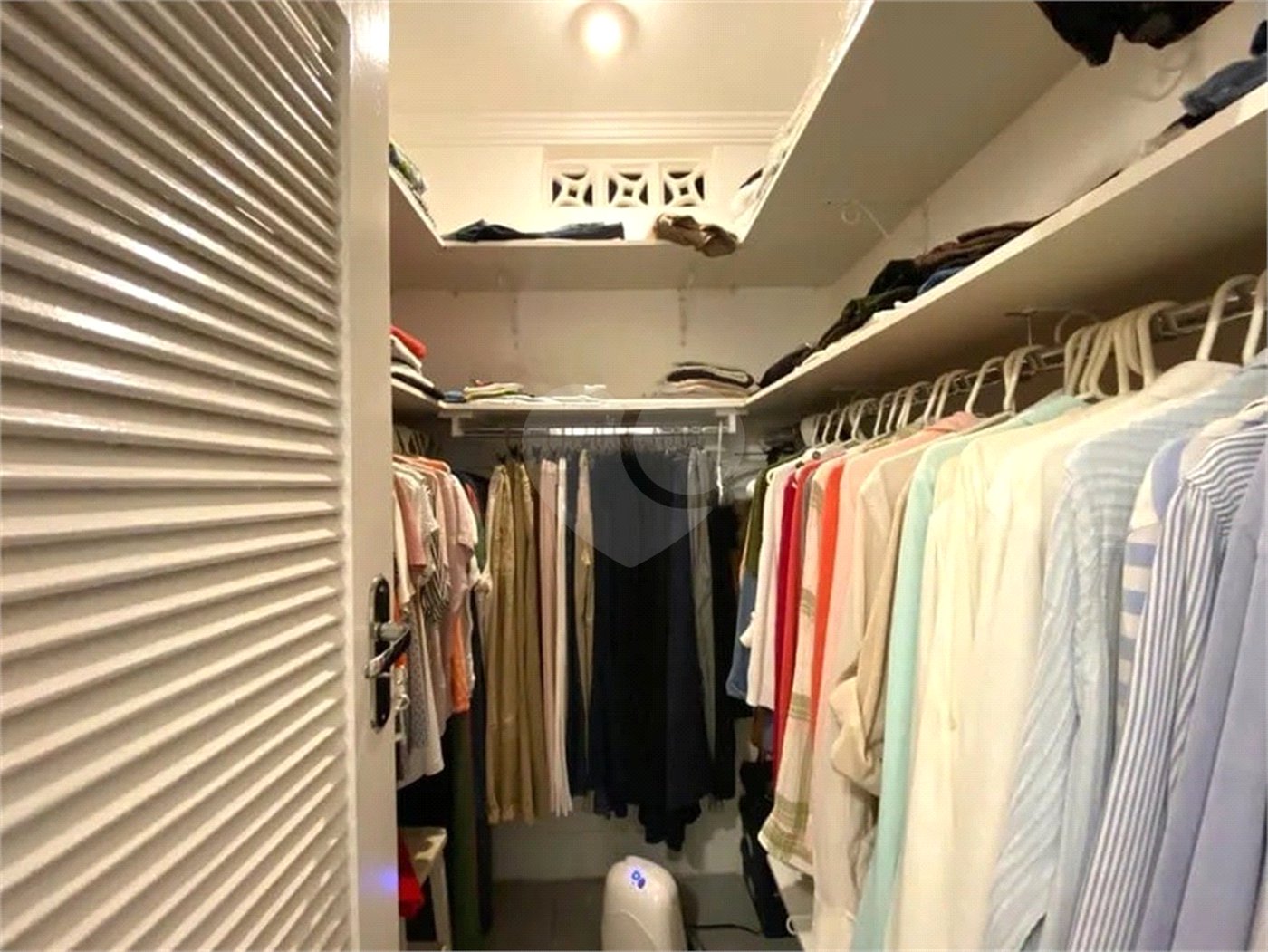 Apartamento à venda com 3 quartos, sendo 1 suíte, em Jardim Botânico, Rio de Janeiro, RJ