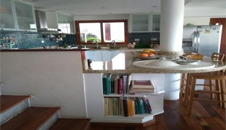 Casa à venda com 5 suítes em Vila Pirajussara, São Paulo, SP