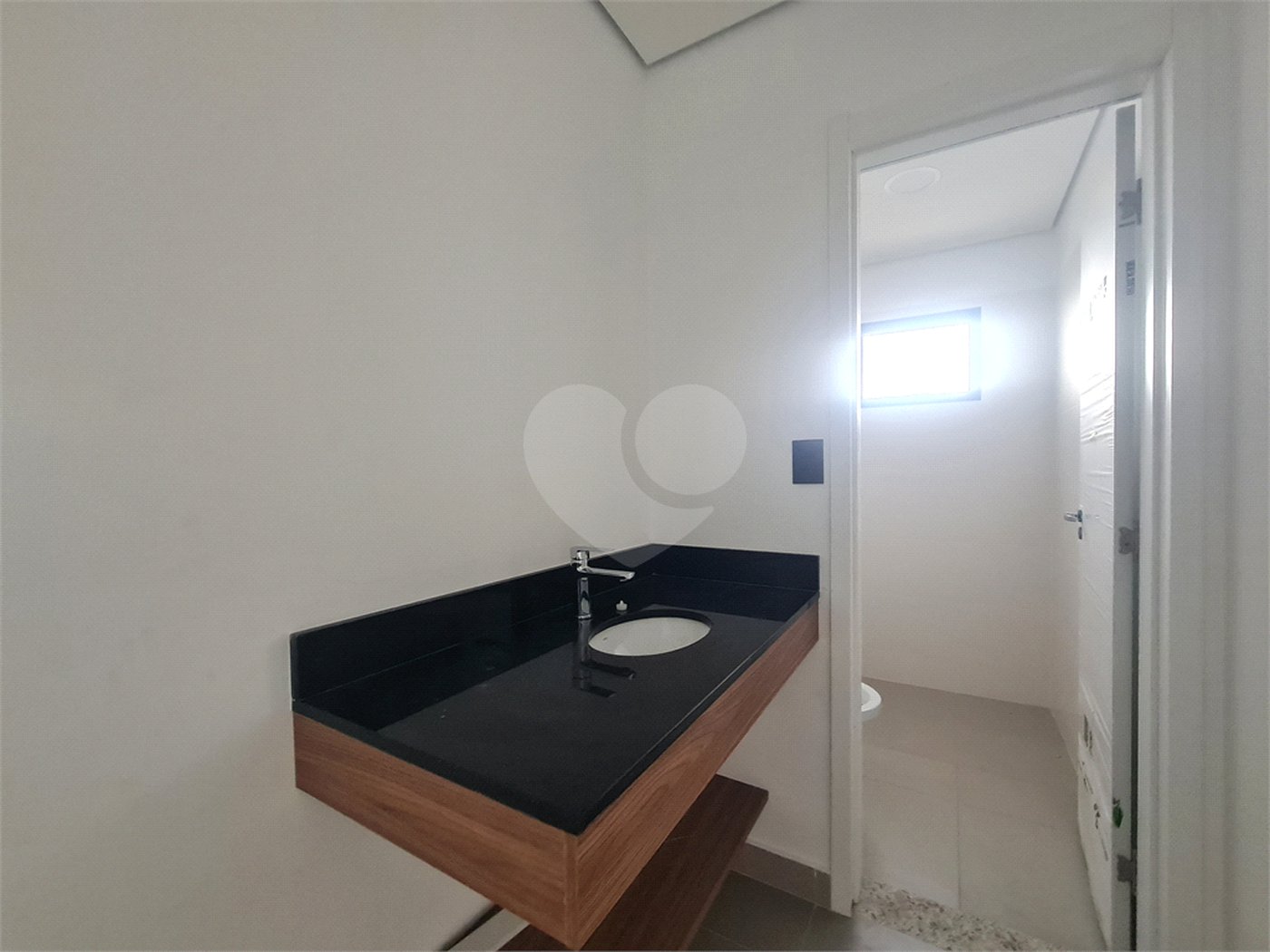 Apartamento à venda com 3 quartos, sendo 1 suíte, em Jardim Refúgio, Sorocaba, SP
