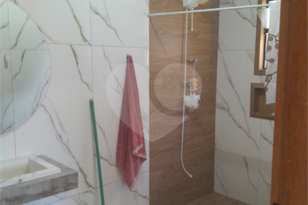 Chácara à venda com 2 quartos, sendo 1 suíte,  no Centro, Gramadinho, SP