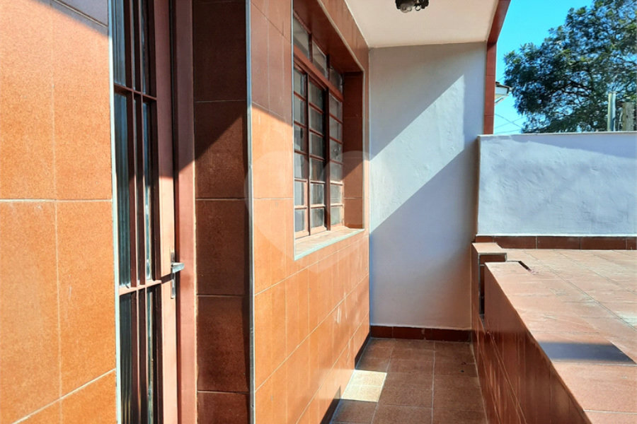 Sobrado à venda com 3 quartos, sendo 1 suíte, em Vila Gustavo, São Paulo, SP