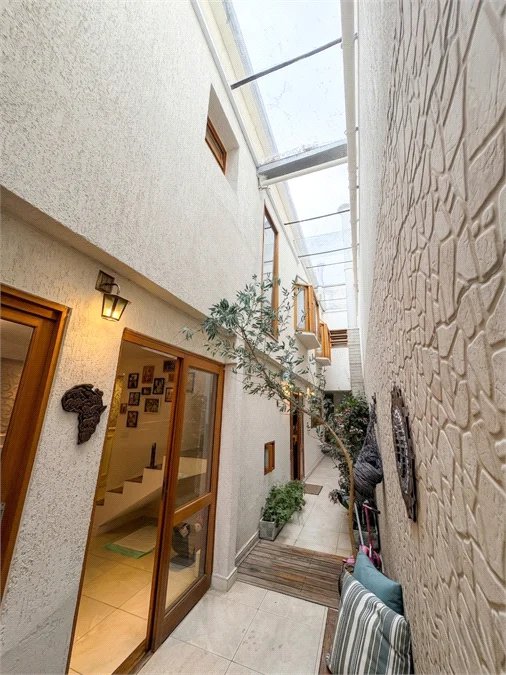 Casa à venda com 3 quartos, sendo 1 suíte, em Brooklin Paulista, São Paulo, SP