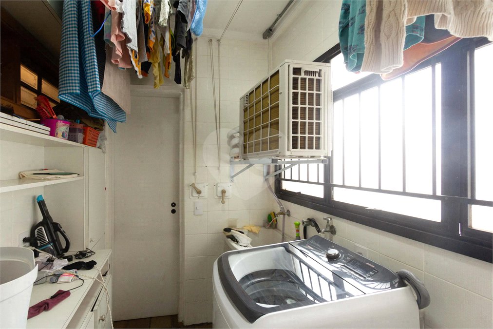 Apartamento à venda com 4 suítes em Vila Nova Conceição, São Paulo, SP