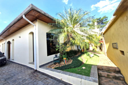 Casa Térrea à venda com 3 suítes em Alto da Boa Vista, São Paulo, SP