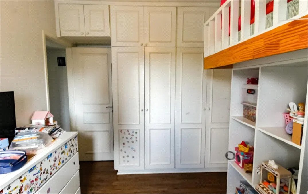 Apartamento à venda com 3 quartos, sendo 1 suíte,  em Vila Andrade, São Paulo, SP