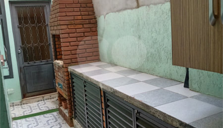 Sobrado à venda com 2 suítes em Jardim Oriental, São Paulo, SP