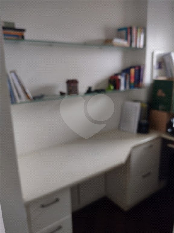 Apartamento à venda com 3 suítes em Vila Suzana, São Paulo, SP