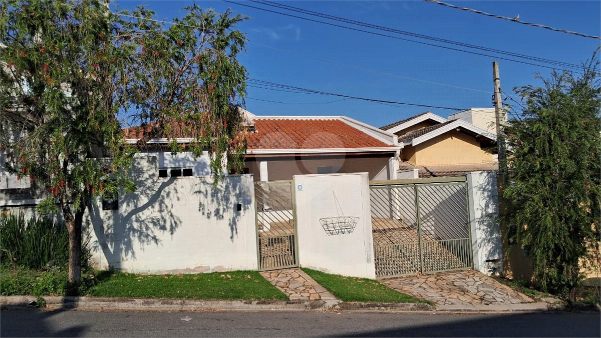 Casa para alugar com 3 quartos, sendo 1 suíte,  em João XXIII, Vinhedo, SP