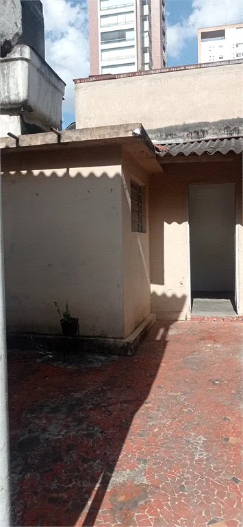 Sobrado à venda ou para alugar com 4 quartos em Água Branca, São Paulo, SP