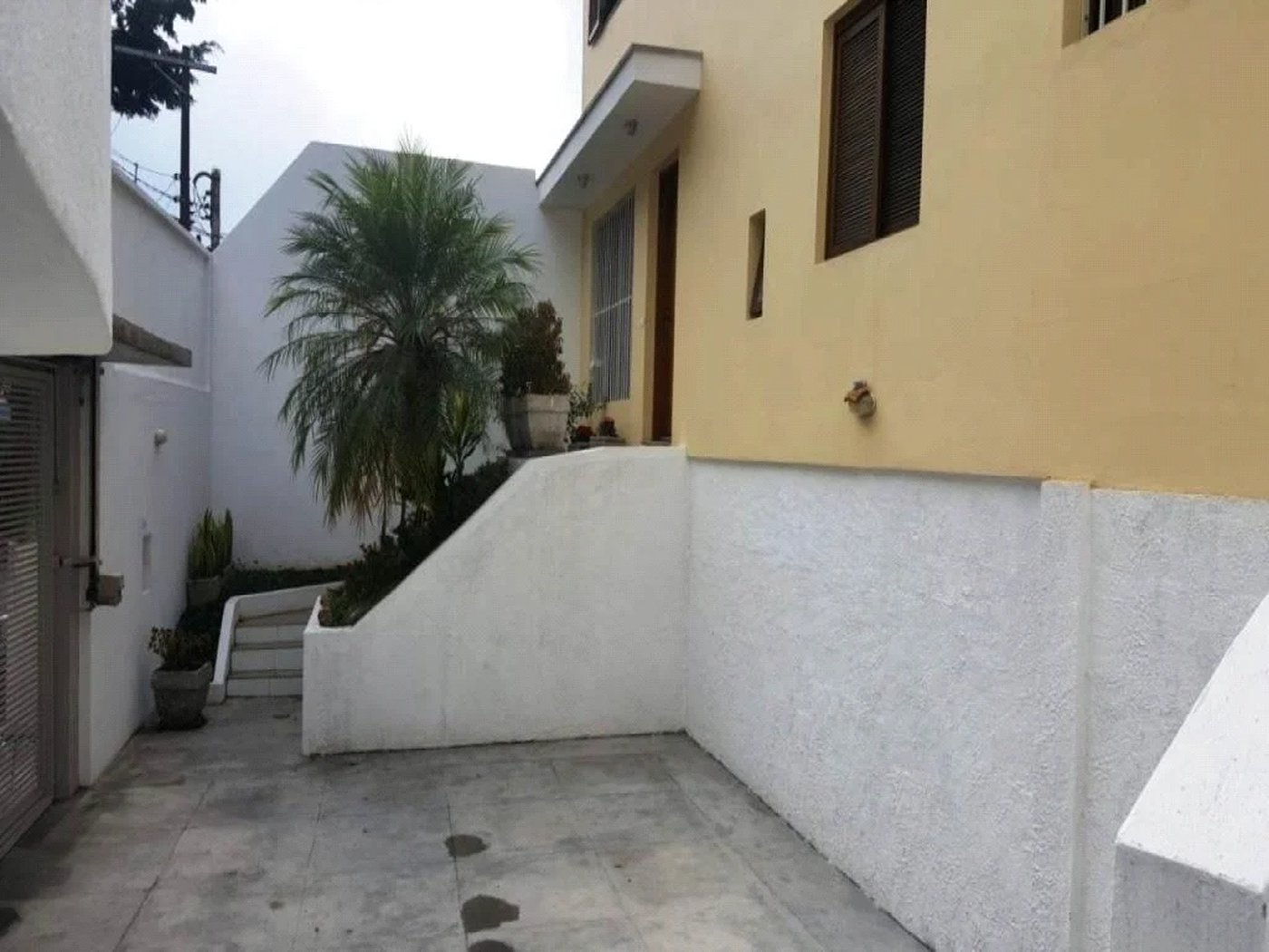 Casa à venda com 4 quartos, sendo 1 suíte, em Rolinópolis, São Paulo, SP
