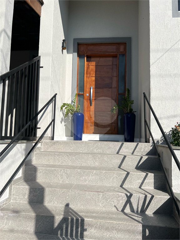 Casa à venda com 3 quartos, sendo 1 suíte, em Retiro das Fontes, Atibaia, SP