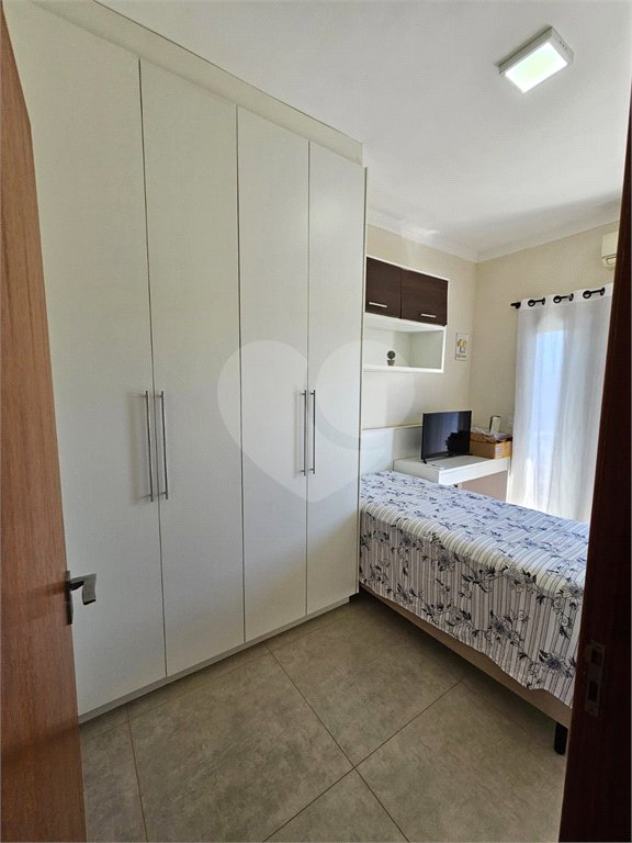 Casa à venda com 3 quartos, sendo 1 suíte, no condomínio Parque Real, Indaiatuba - SP