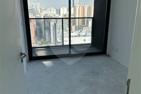 Apartamento à venda com 3 suítes em Vila Olímpia, São Paulo, SP