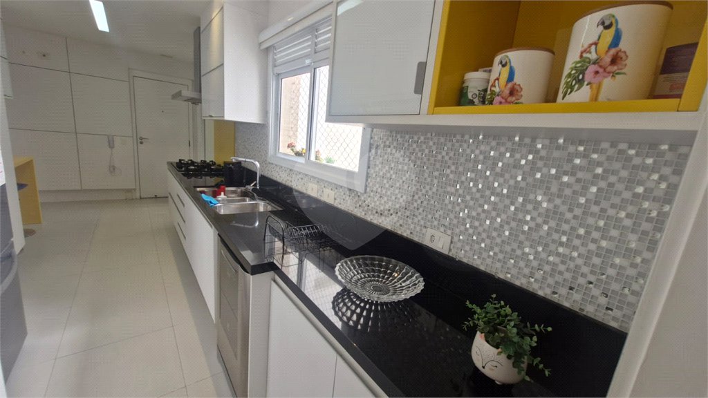 Apartamento à venda com 3 suítes em Santana, São Paulo, SP