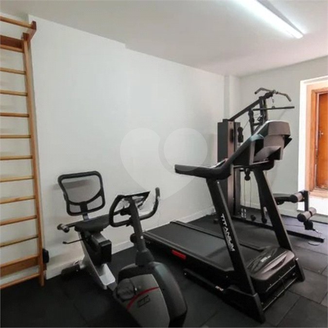 Apartamento à venda com 3 quartos, sendo 1 suíte,  em Mooca, São Paulo, SP
