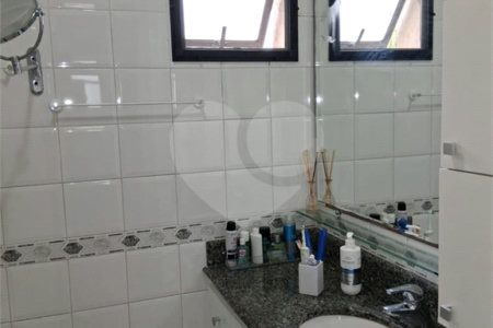 Apartamento à venda com 4 quartos, sendo 1 suíte,  em Vila Andrade, São Paulo, SP