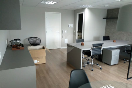 Sala à venda em Alto da Boa Vista, São Paulo, SP