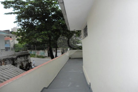 Casa à venda com 3 quartos, sendo 1 suíte,  em Vila Gomes, São Paulo, SP