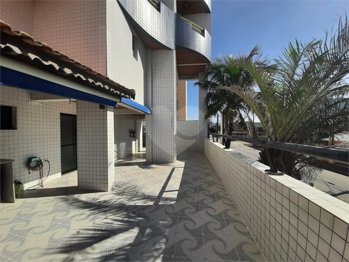 Apartamento à venda com 2 quartos, sendo 1 suíte, em Vera Cruz, Mongaguá, SP