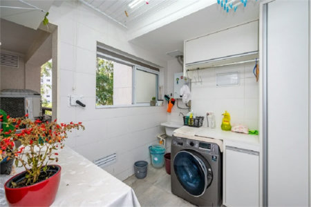 Apartamento à venda com 3 suítes em Jardim Caboré, São Paulo, SP