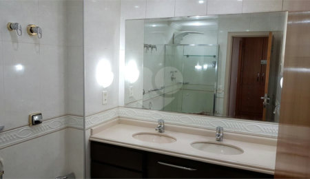 Apartamento à venda com 3 quartos, sendo 1 suíte,  em Alto da Lapa, São Paulo, SP