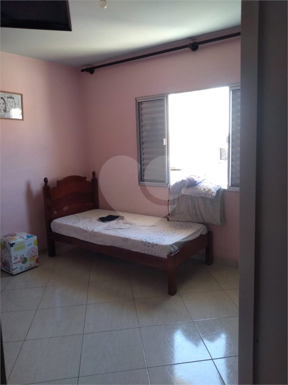 Sobrado à venda com 3 quartos em Vila Marari, São Paulo, SP