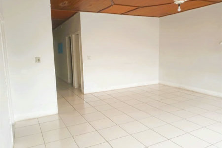 Casa à venda ou para alugar com 7 quartos, sendo 2 suítes, em Jardim Peri Peri, São Paulo, SP