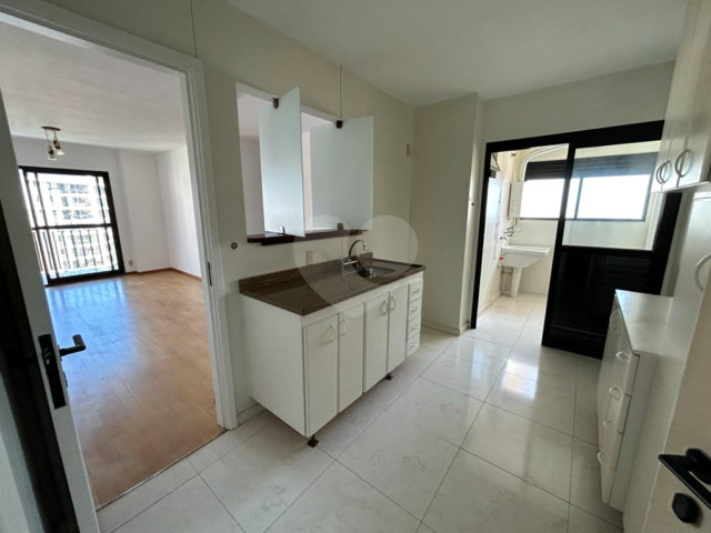 Apartamento para alugar com 3 quartos, sendo 1 suíte,  em Alto da Boa Vista, São Paulo, SP