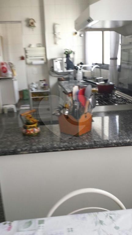 Apartamento em Moema