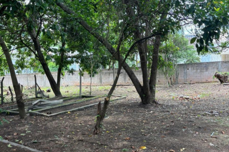 Chácara à venda com 3 quartos, sendo 1 suíte, em Bosque, Vinhedo, SP