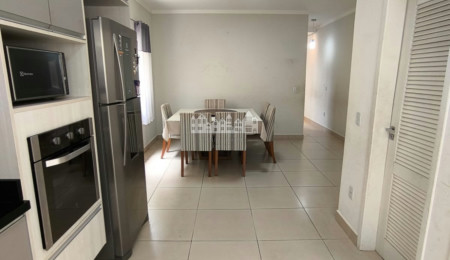 Casa à venda com 3 suítes em Jardim Maristela, Atibaia, SP