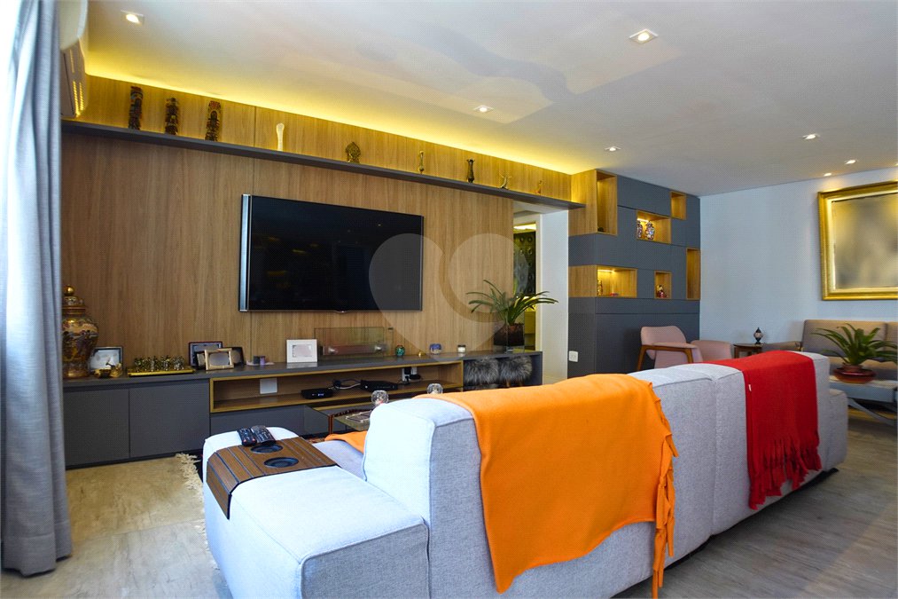 Apartamento à venda com 2 suítes em Santa Cecília, São Paulo, SP