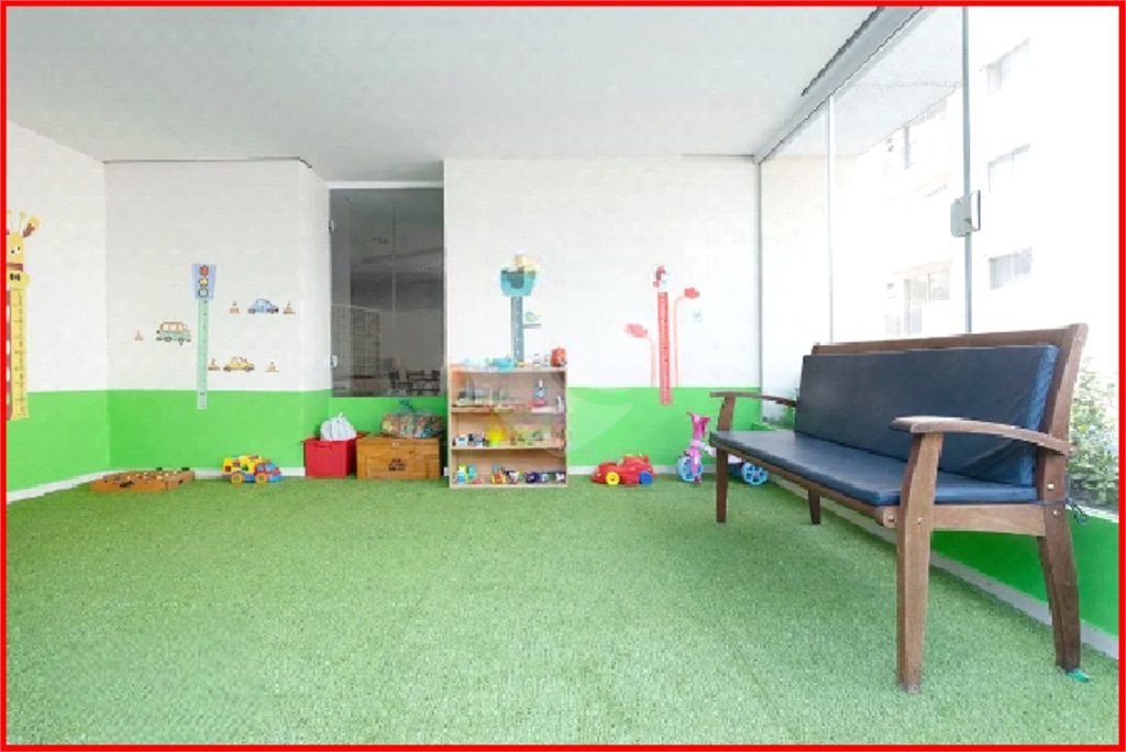 Apartamento à venda com 3 quartos, sendo 1 suíte,  em Pinheiros, São Paulo, SP