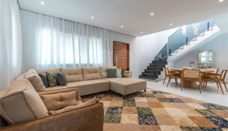Casa à venda com 6 quartos, sendo 2 suítes,  em Outerio da Glória, Porto Seguro, BA