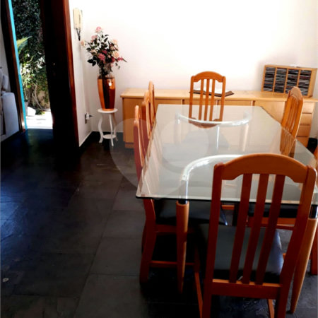 Casa à venda com 3 quartos, sendo 1 suíte, em Vila São Caetano, Sorocaba, SP