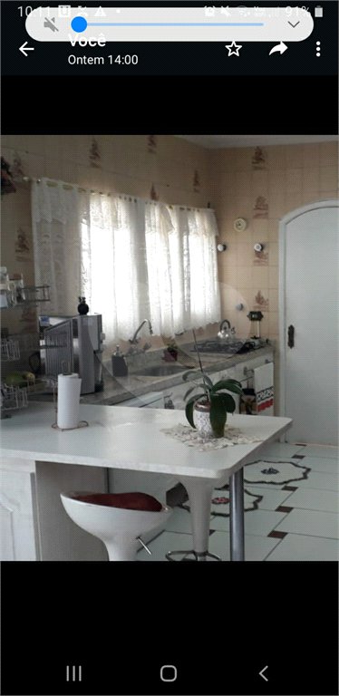 Casa à venda com 5 quartos, sendo 3 suítes,  em Vila Oliveira, Mogi das Cruzes, SP