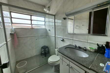 Sobrado à venda com 4 quartos em Jardim Sarah, São Paulo, SP