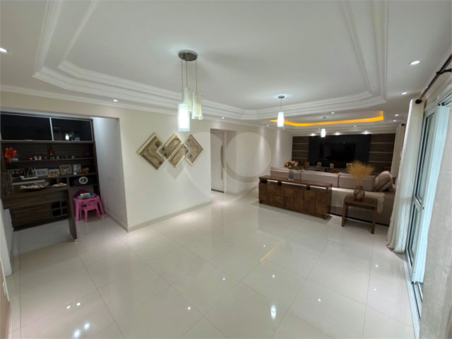 Apartamento à venda com 3 suítes em Jardim Marajoara, São Paulo, SP