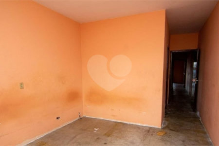 Casa à venda com 3 quartos, sendo 1 suíte,  em Vila Sônia, São Paulo, SP