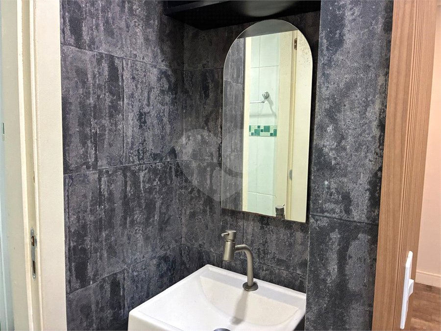 Apartamento para alugar com 2 quartos, sendo 1 suíte, em Vila Endres, Guarulhos, SP