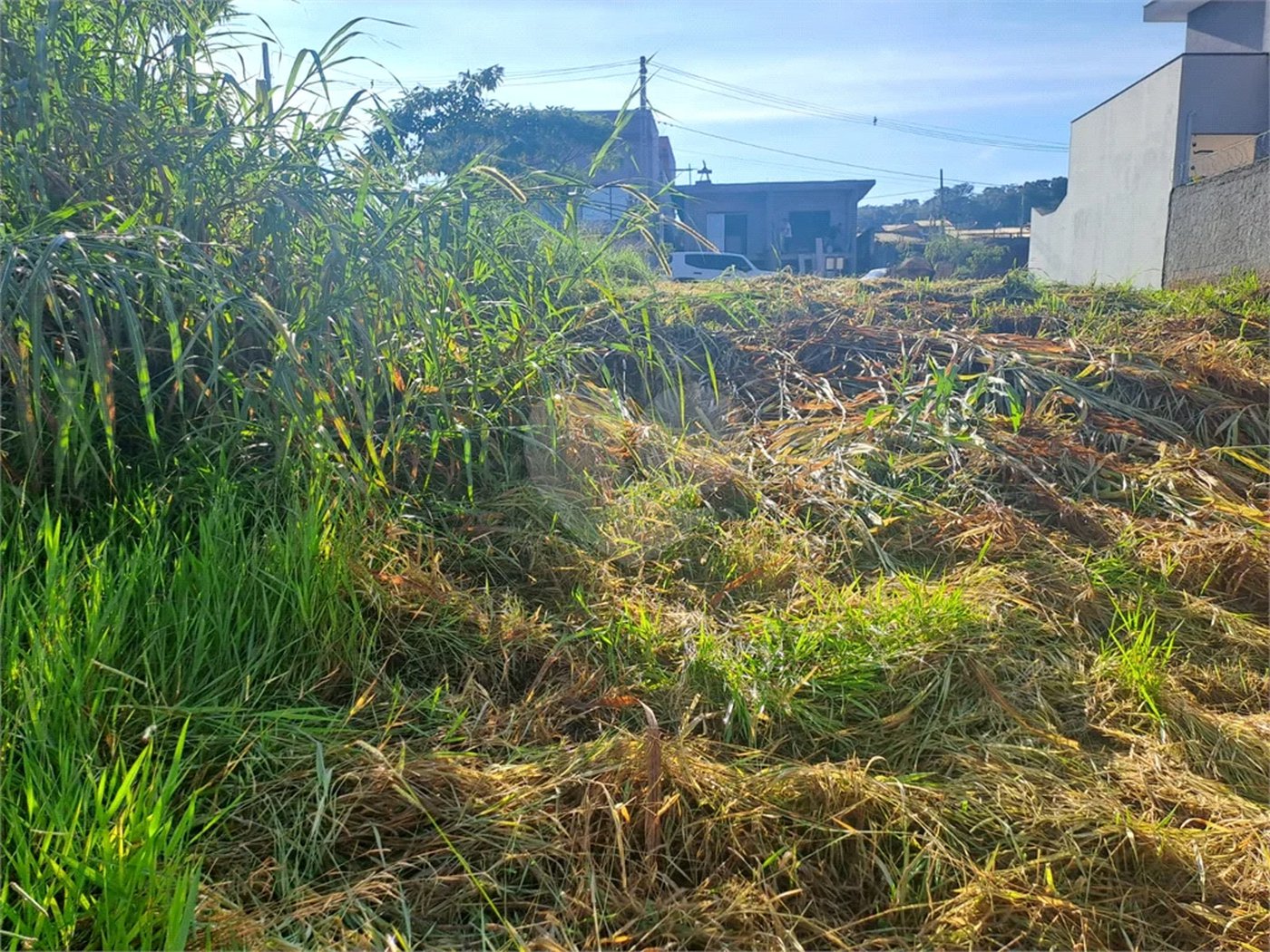 Terreno de 274 metros - Próximo ao Centro de Louveira