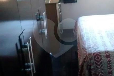 Casa à venda com 4 quartos, sendo 1 suíte, em Parque Vitória, São Paulo, SP