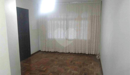 Sobrado à venda com 3 quartos no Brasilândia, São Paulo, SP