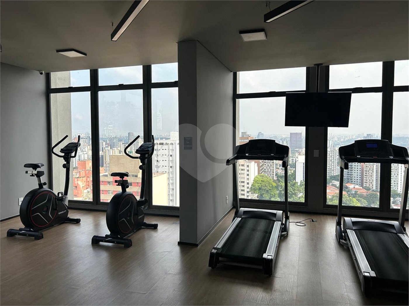 Apartamento à venda com 1 suíte em Cerqueira César, São Paulo, SP
